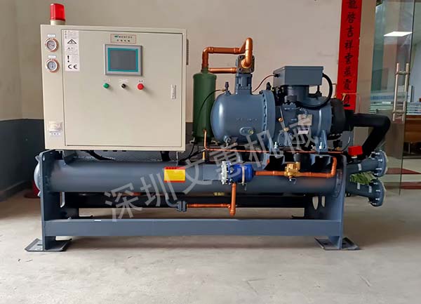 風冷式螺（luó）杆（gǎn）冷水機組特性